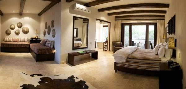 Spa Suite Family Room