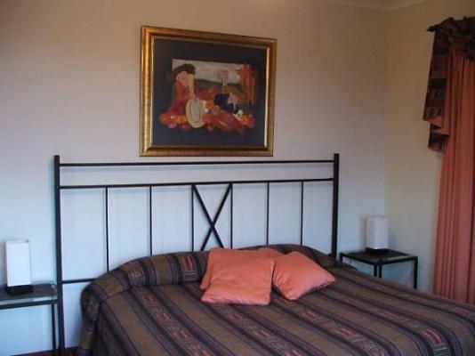 Room image 2