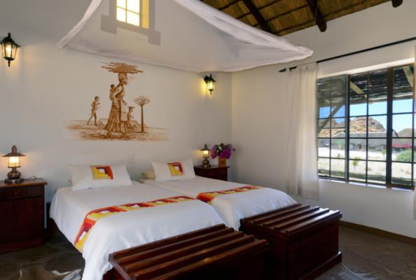 Room image 1