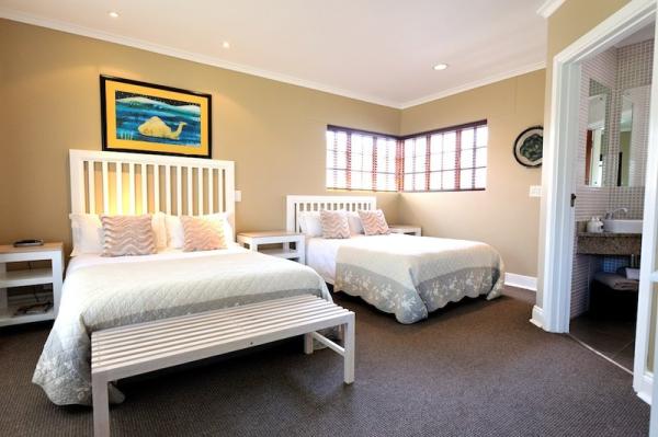 Room image 1