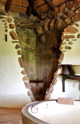 Room image 4