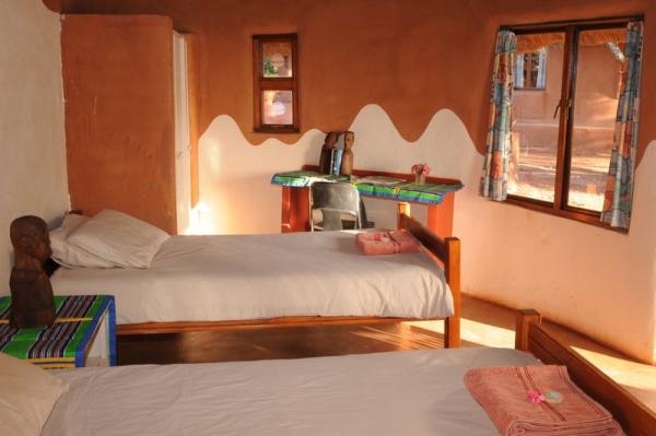 Room image 8