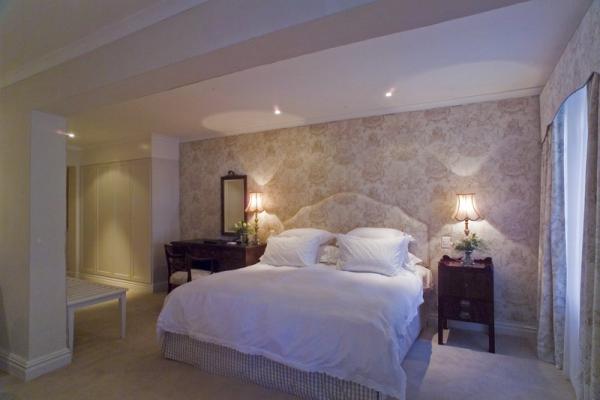 Executive / Honeymoon Suite
