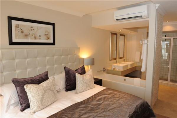 Harbour Square Hotel