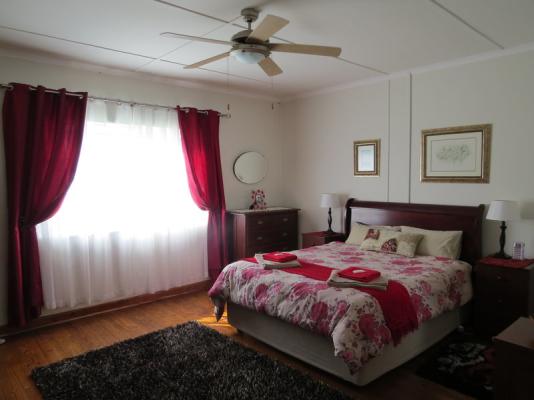 Room image 2