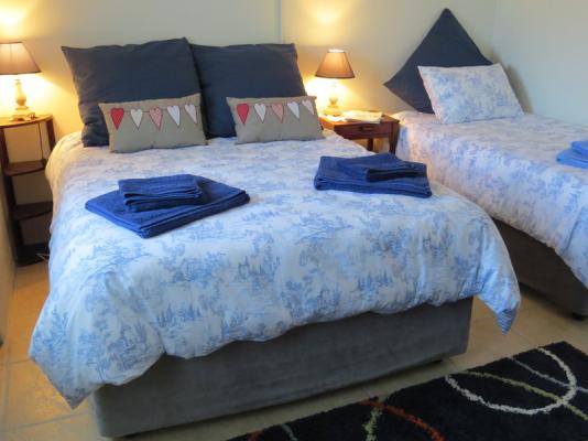 Room image 4