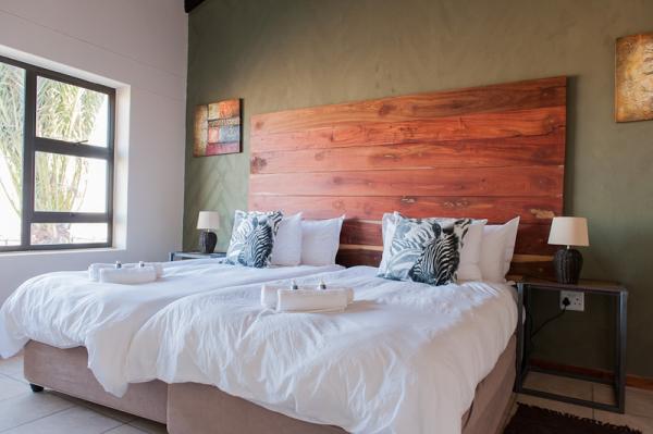 Room image 1