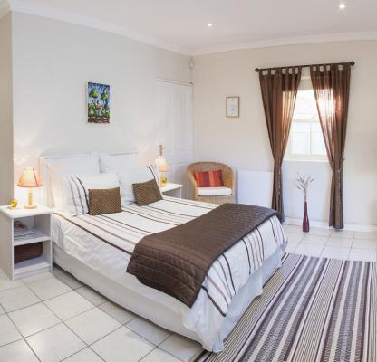 Room image 3