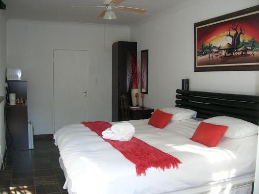 Room image 5
