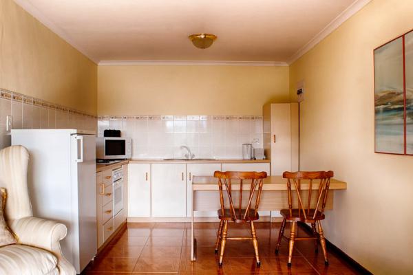 Room image 3