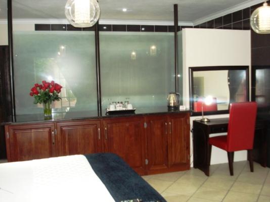 Bri-Shel Manor B&B