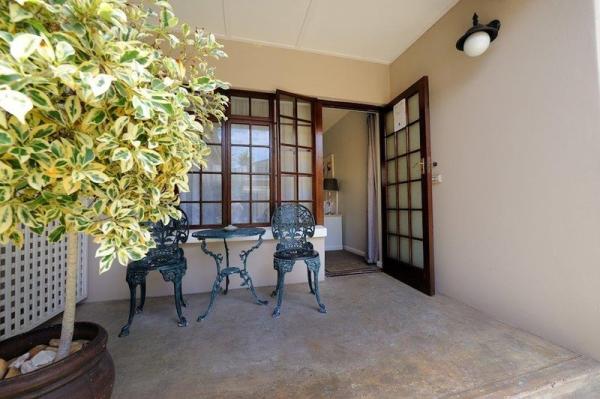Room image 6
