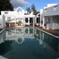 Claus Inn