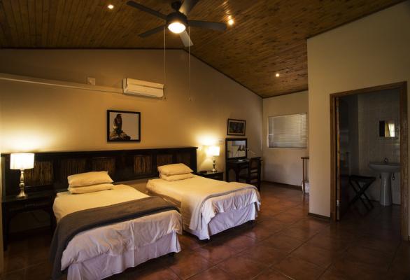 Room image 2