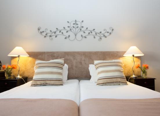 Room image 3