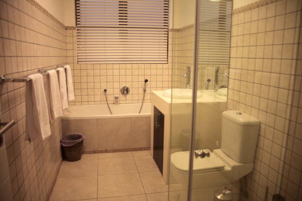 Room image 2