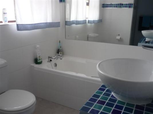 Room image 5