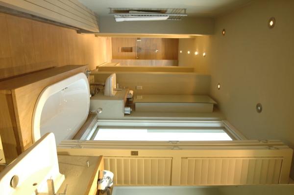 Room image 3