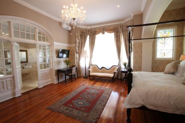 Room image 1