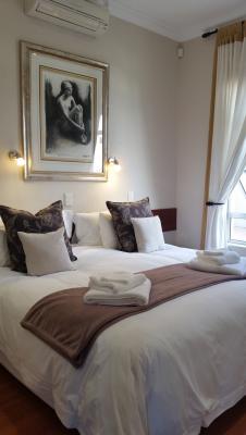 Room image 3