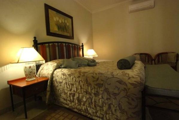 Ya Rena Guest House