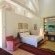 The Garden Suite -open and airy...sleeps 3...4 sq meters