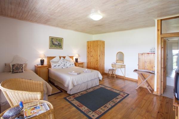 Room image 3