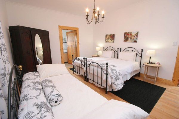 Room image 7