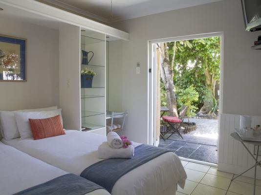 Room image 5
