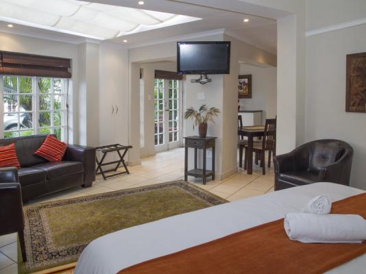 Room image 8