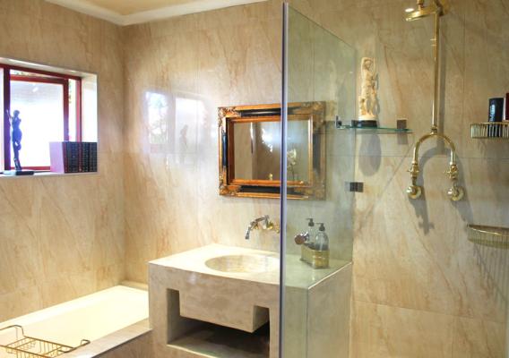 Room image 6