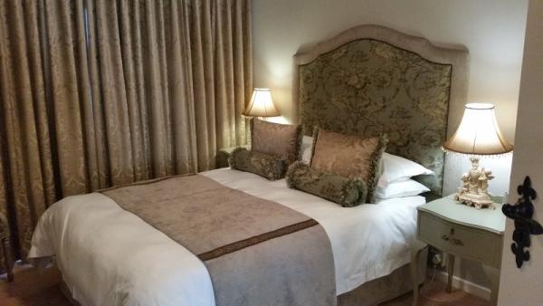 Room image 11
