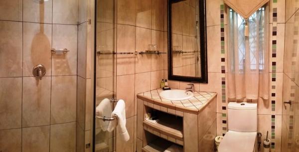Room image 19