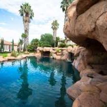 Glenburn lodge: Rock pool