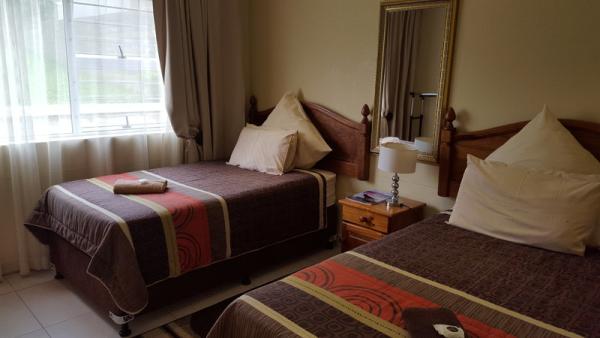 Room image 14