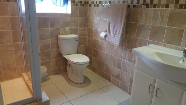 Room image 5