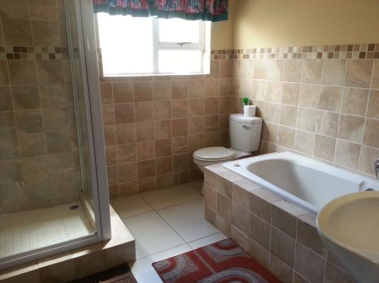 Room image 19