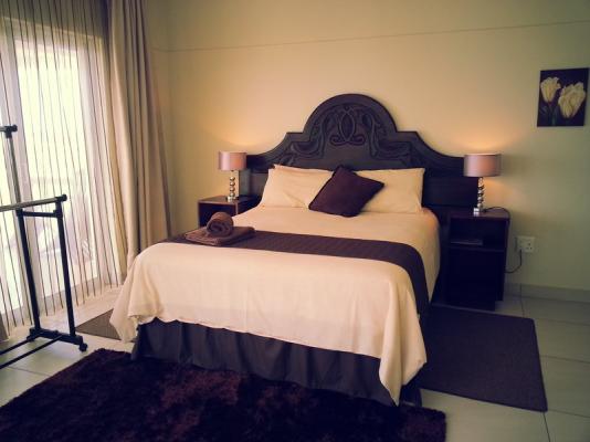 Room image 12