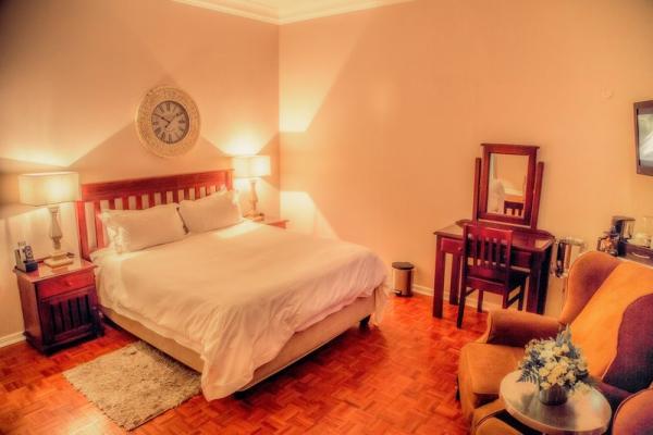 Room image 3