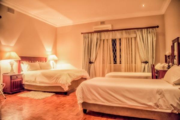 Room image 5