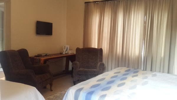 Room image 5