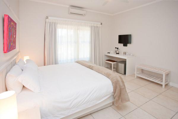 Room image 3