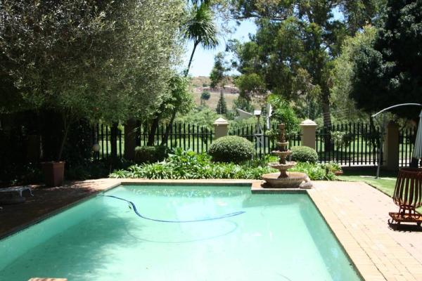 Pool @ Greenfields Gold