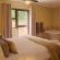 Kingfisher en-suite Bedroom - Bath