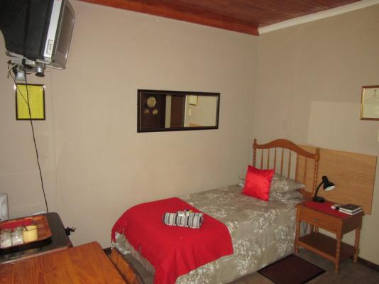 Guest Room 5