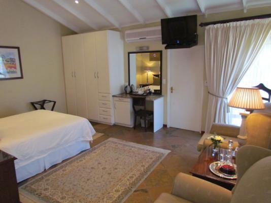 Room image 5
