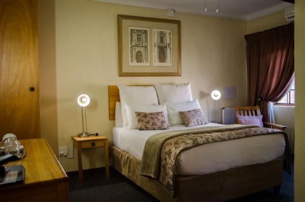 Room image 5