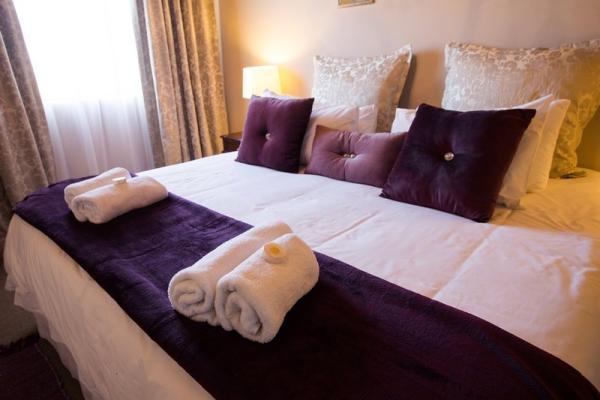 Room image 1