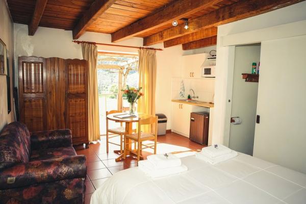 Room image 3