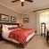 Deluxe King Room with Shower 